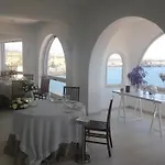 Santa Tecla Palace