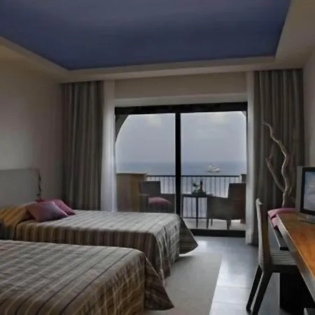 Hotel Santa Tecla Palace