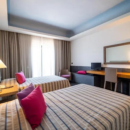 Santa Tecla Palace 4*