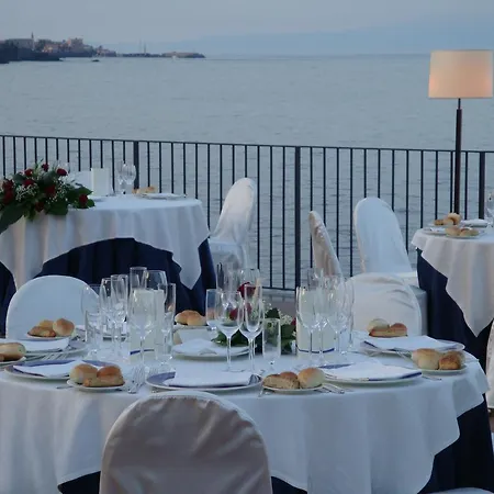 فندق Santa Tecla Palace أتشيريالي