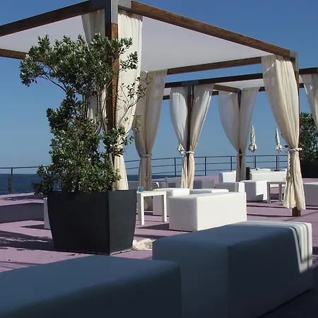 Santa Tecla Palace فندق