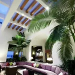 Santa Tecla Palace Otel 4*