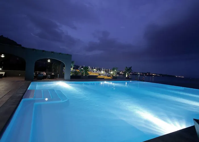 圣特克拉皇宫酒店 酒店 4*