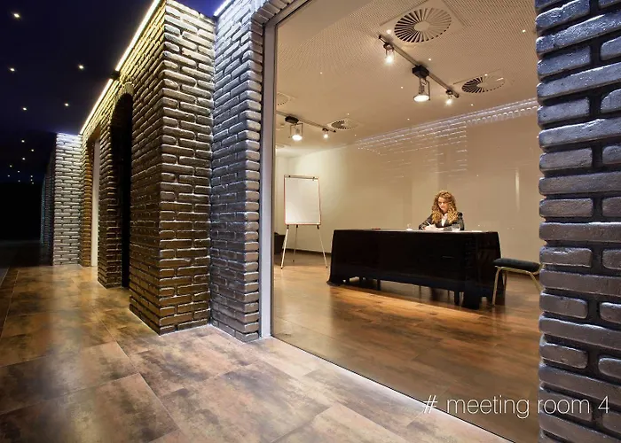 圣特克拉皇宫酒店 阿奇雷亚莱