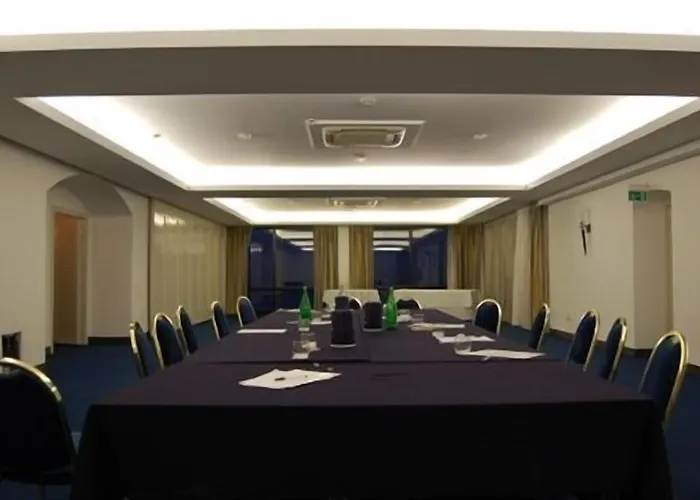 圣特克拉皇宫酒店 酒店