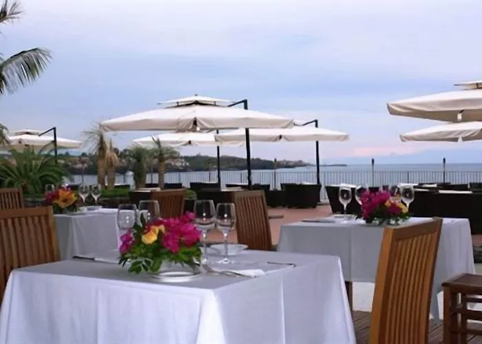 圣特克拉皇宫酒店 阿奇雷亚莱