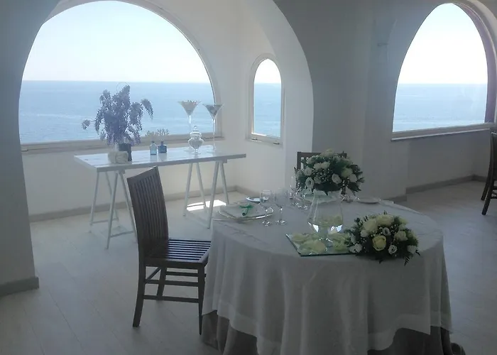 圣特克拉皇宫酒店 4*