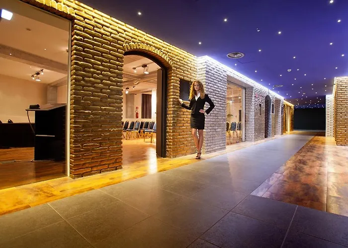 圣特克拉皇宫酒店